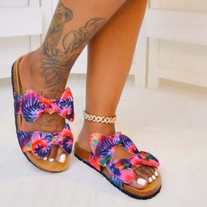 ✨ALL SANDALS $10✨ Broadwalk Bow Tie Sandal